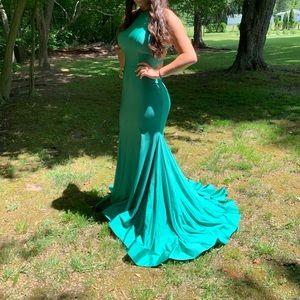 Emerald green Sherri Hill Prom Dress